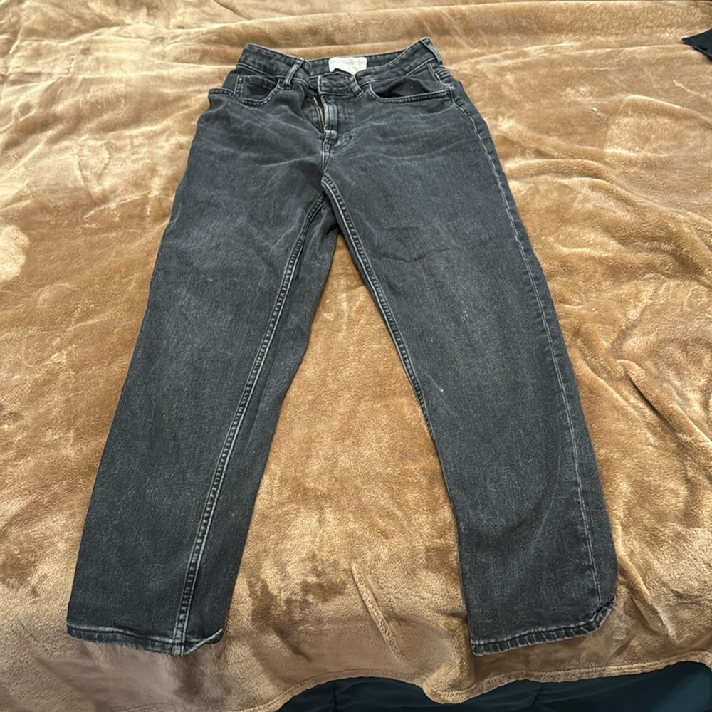 Everlane The Curvy Cheeky Jeans in Black size 27 crop 👖